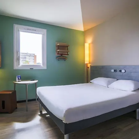 Hotel Ibis Budget Centre 2*