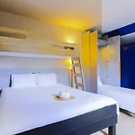Ibis Budget Centre
