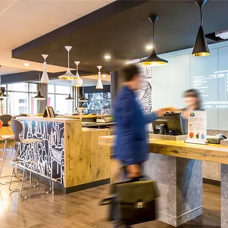 Ibis Budget Centre 2*