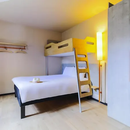 Ibis Budget Centre Hotel 2*