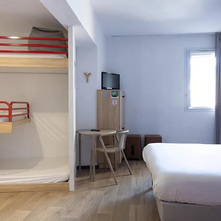 Hotel Ibis Budget Centre 2*