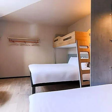 Ibis Budget Centre 2*