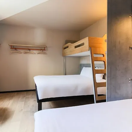 Hotel Ibis Budget Centre 2*